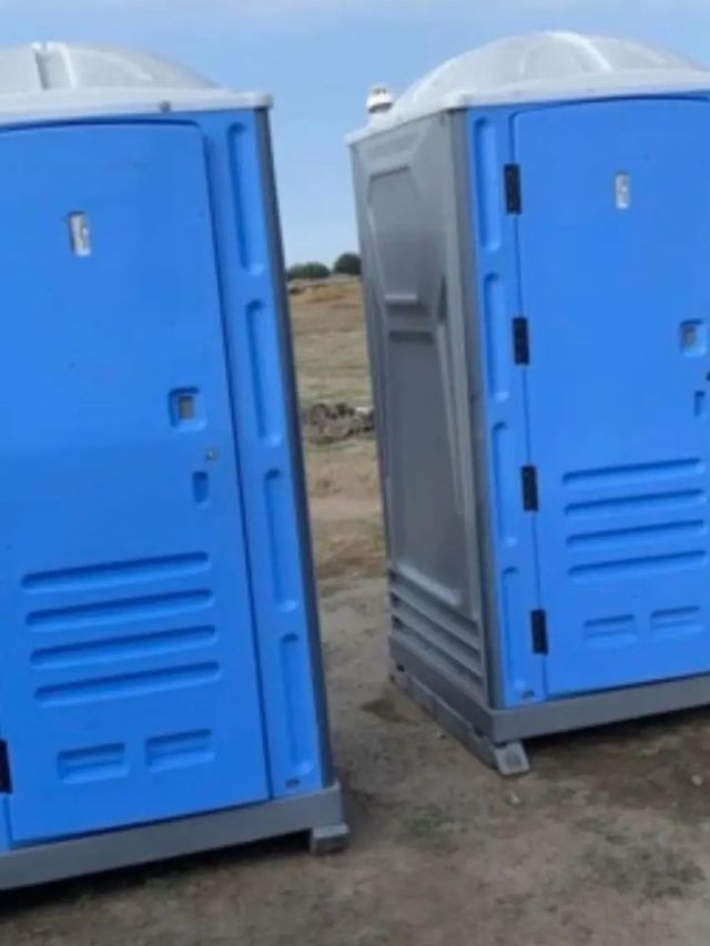 Cover of the web story How to Keep a Porta Potty Usable in Alabama Summer Heat